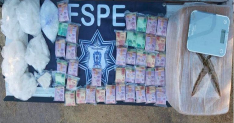 PicsArt_05-12-03.00.47