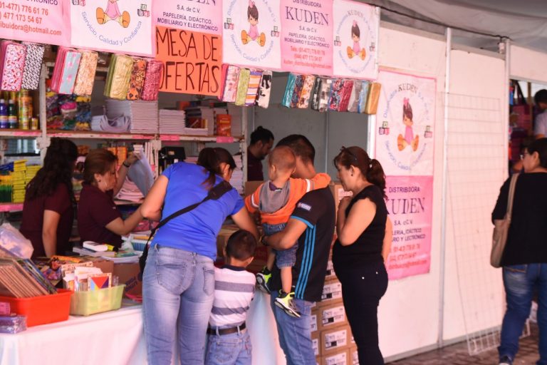 FERIA DE REGRESO A CLASES (4)