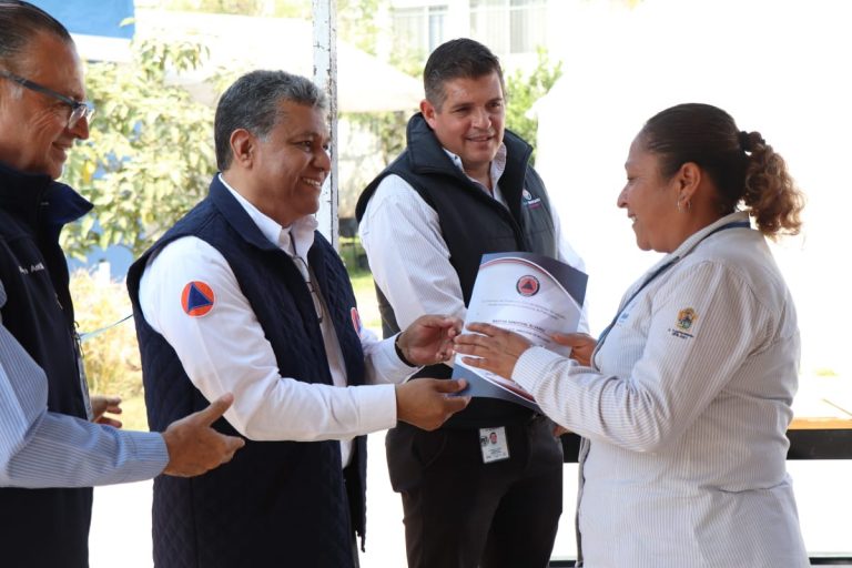 FOTOS ENTREGA DE RECONOCIMIENTOS (2)