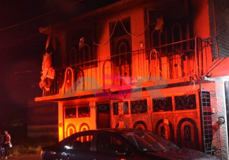 PicsArt_12-22-11.03.28