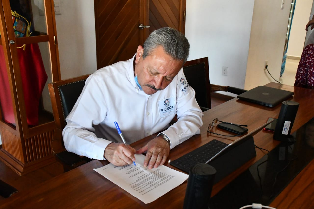 FIRMA DE CONVENIO (2)
