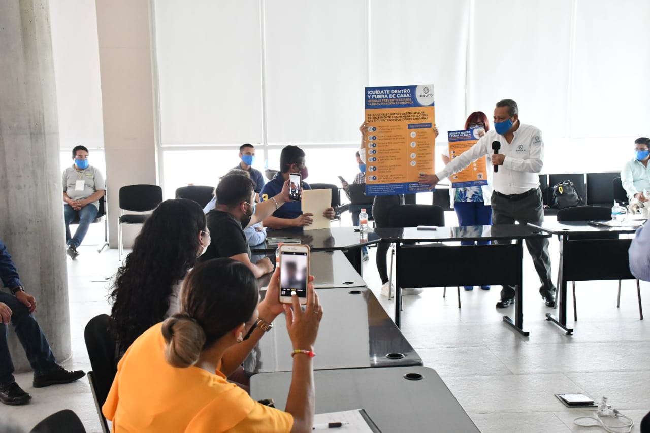REUNIÓN CON COMERCIANTES DE ZONA CENTRO (2)