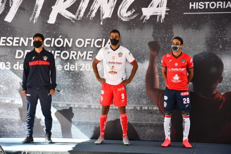 Presentación Oficial de la Playera (4)