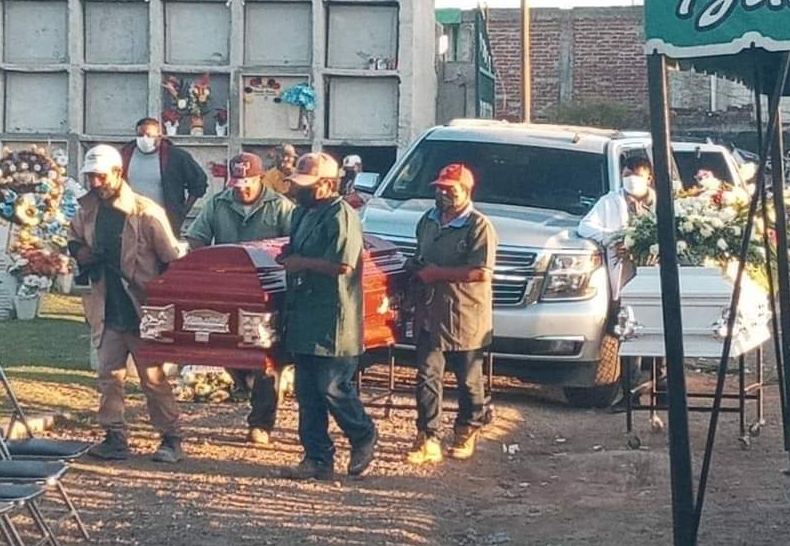 PicsArt_11-20-07.46.52