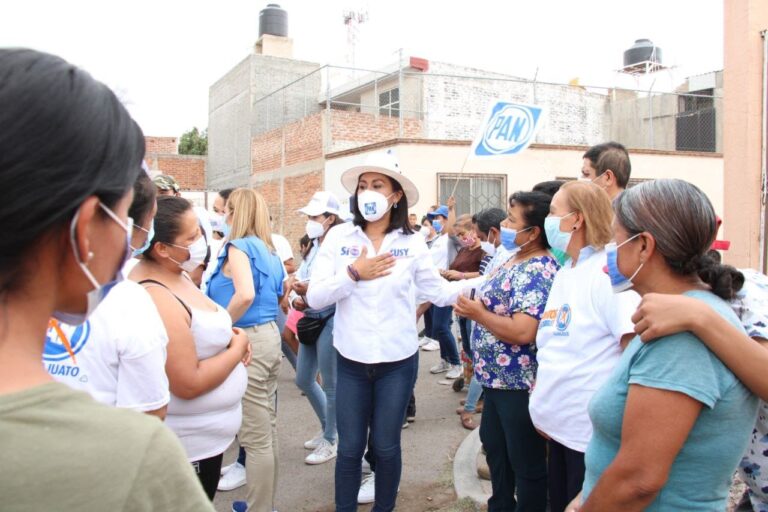 SUSY BERMÚDEZ VAMOS A FORTALECER EL TEMA DE PREVENCIÓN EN IRAPUATO (2)