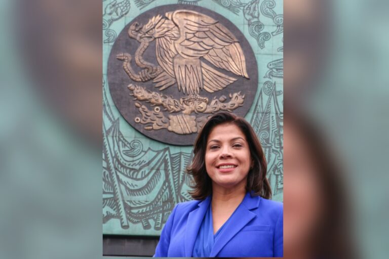 PicsArt_08-27-04.15.10