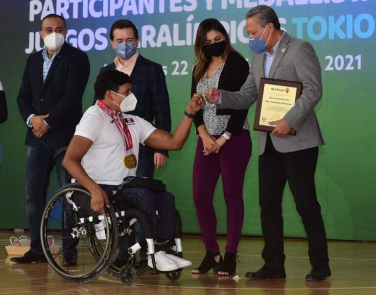 Reconocimiento a Altletas Irapuatenses (1)