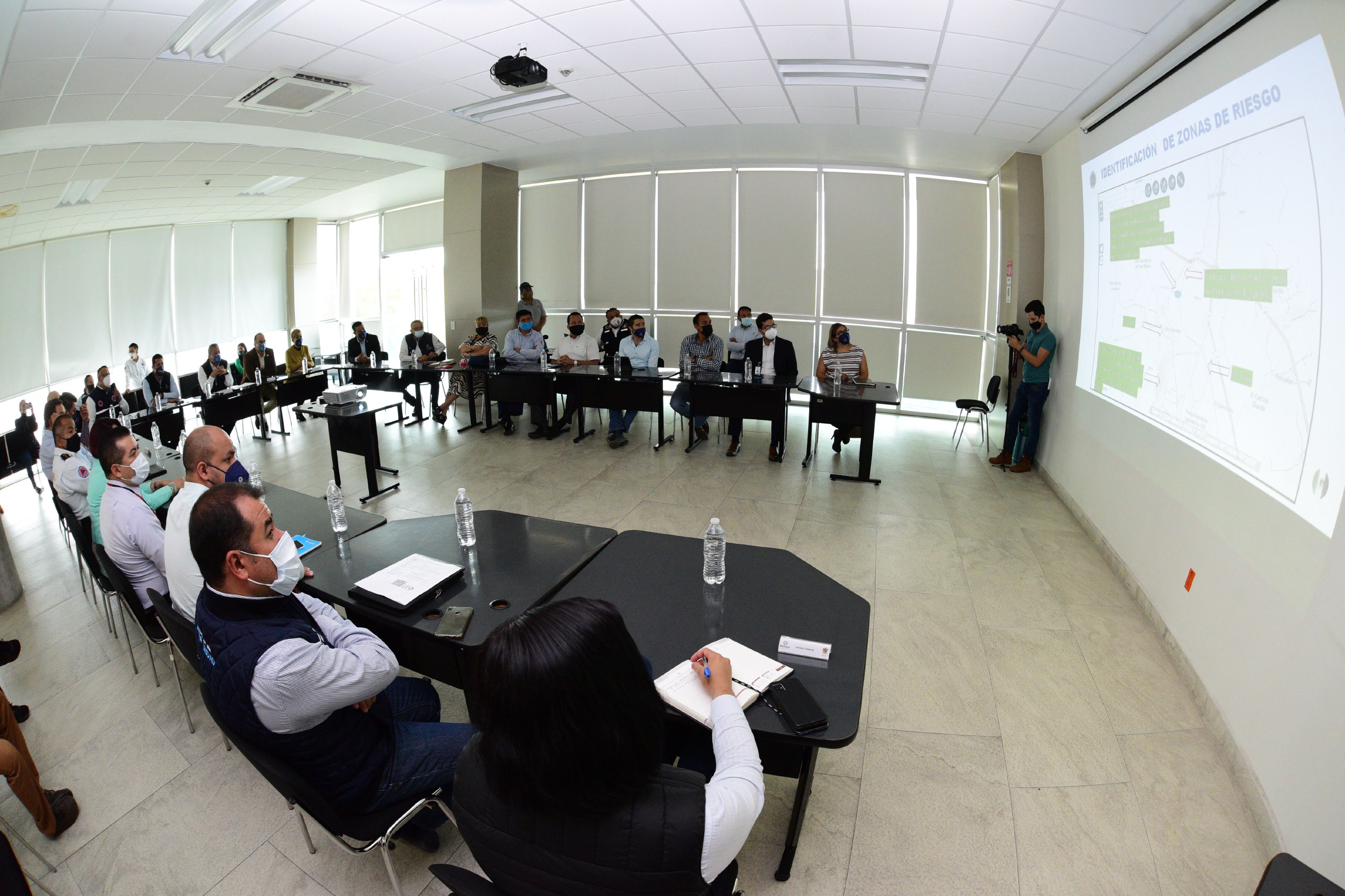 4.Monitoreo de presas