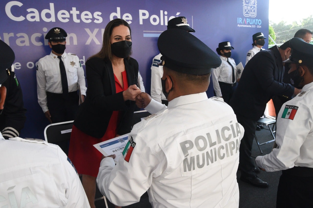 Graduación generación XL Academia SSCI (2)