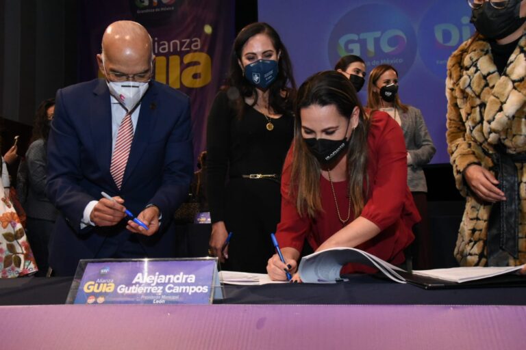 Firma Convenio para la Protección de Niños, Niñas y Adolescentes (3)