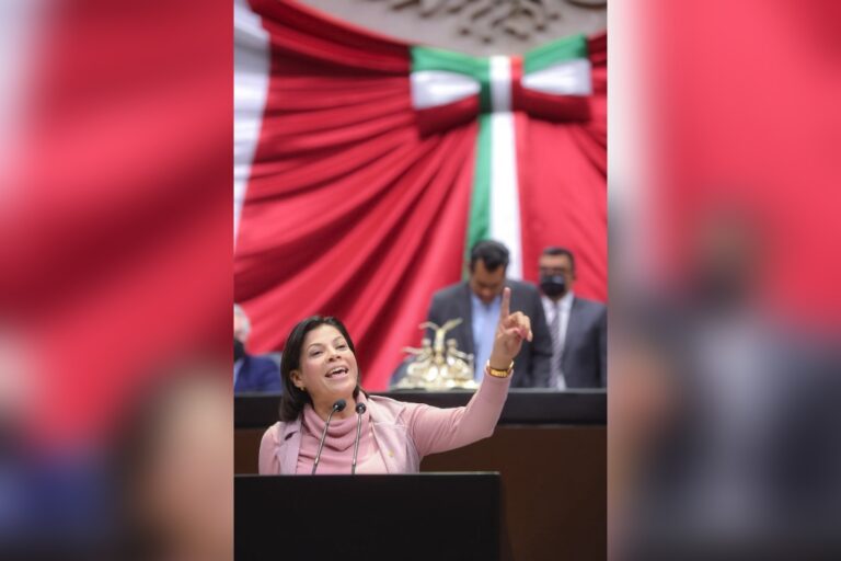 PicsArt_11-13-02.08.32