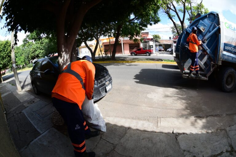 RECOLECCIÓN DE BASURA (2)