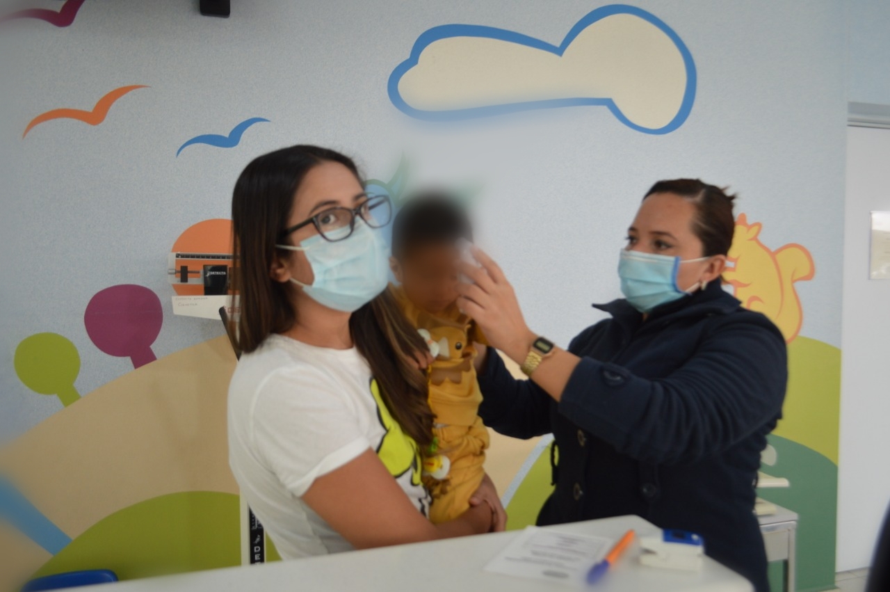 El Hospital de Especialidades Pediátrico de León suma la atención de 404 niños y niñas con COVID-19. 1