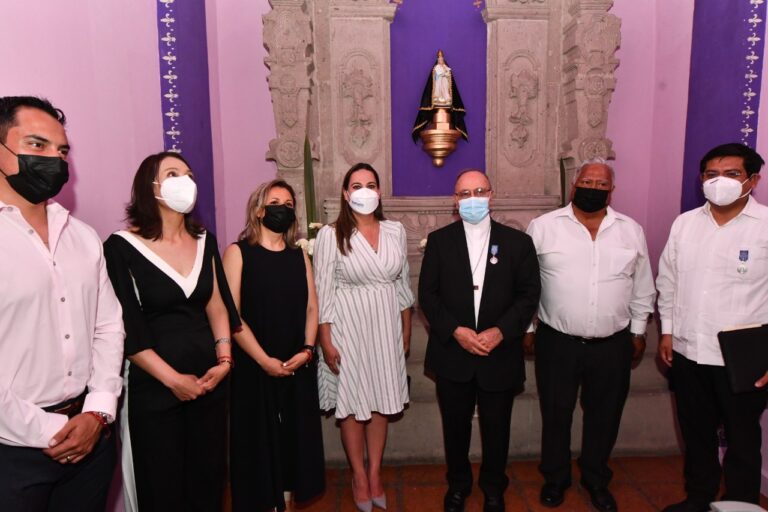 Exposición Patrona Coronada (3)