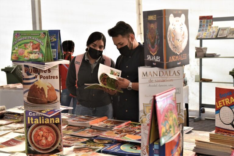 Inauguran XI Feria del Libro (1)