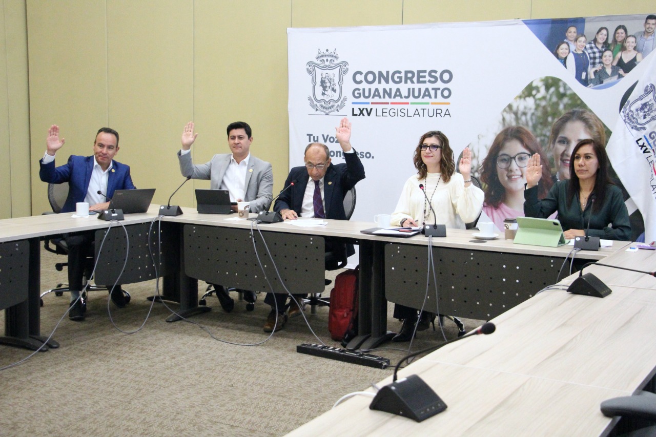 Analizan iniciativa del GPPAN que impulsa la paridad de género en Guanajuato 1