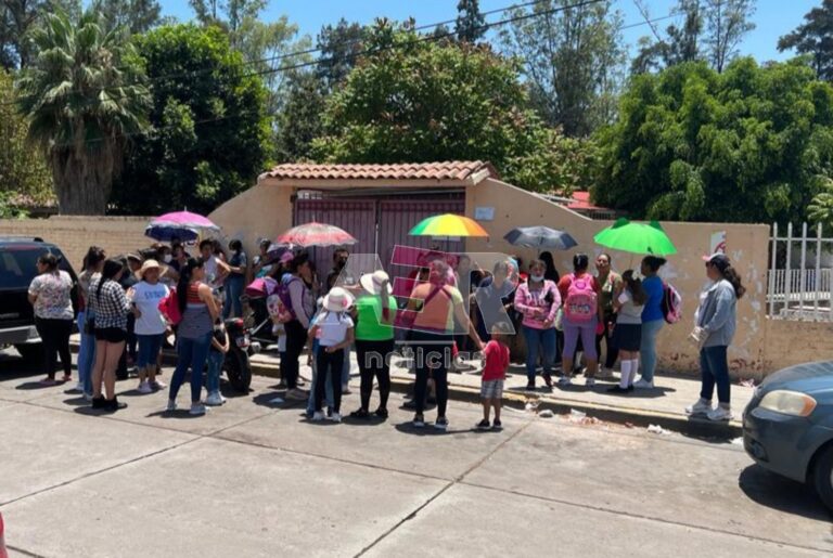 Picsart_22-05-19_15-42-14-269