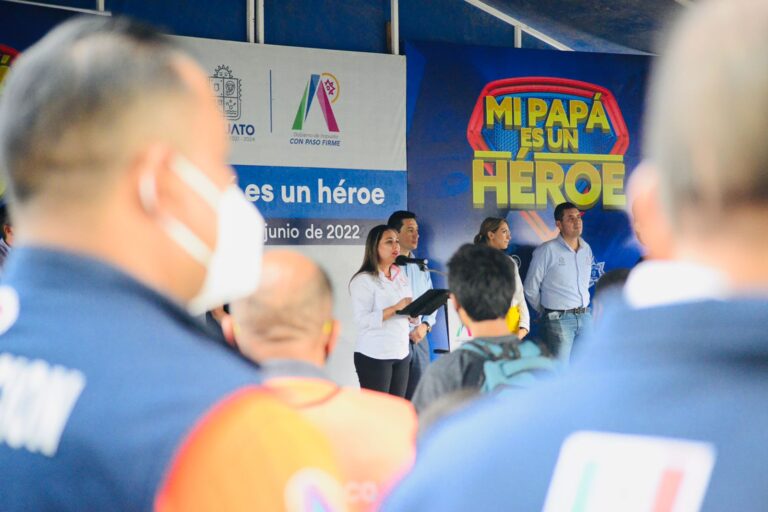 Festejan por el Día del Padre a Elementos de Seguridad (4)