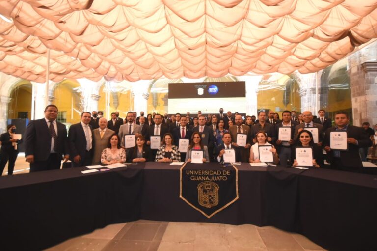 Firman Convenio de Seguridad con Universidad de Guanajuato (6)