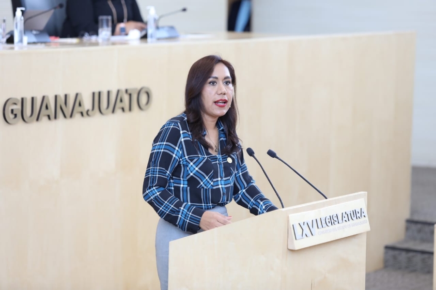 Picsart_22-06-09_22-22-00-304