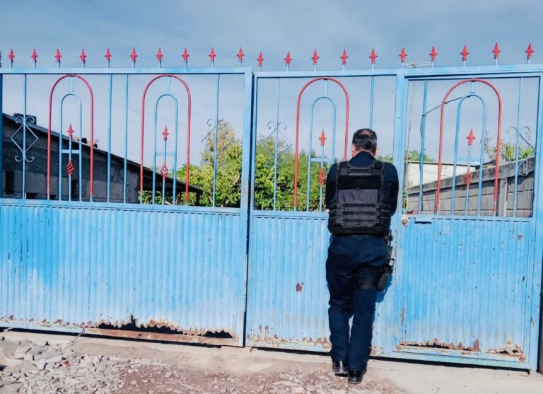 Picsart_22-07-13_21-43-16-533