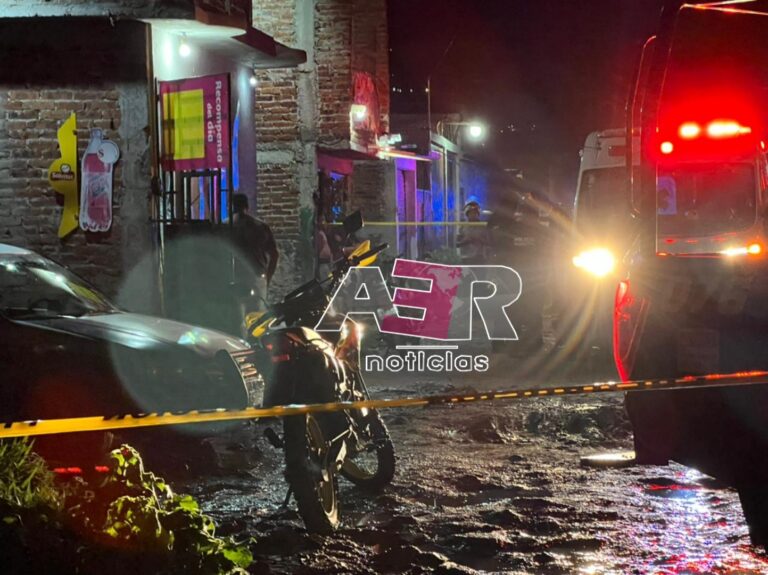 Picsart_22-08-04_23-41-32-858