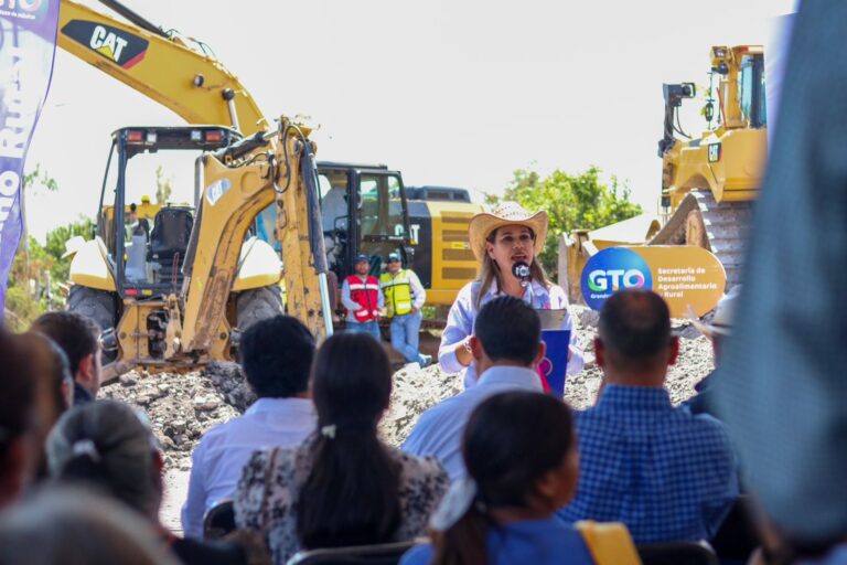 REHABILITARÁN CAMINO RURAL (4)