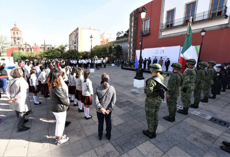 Conmemoran Día de la Raza (5)