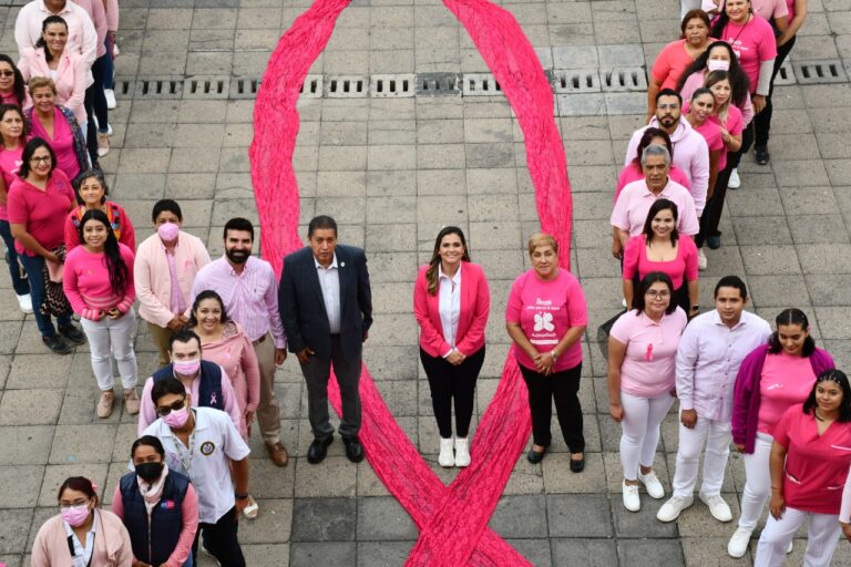 Trabajan de Manera Transversal contra Cáncer de Mama (4)