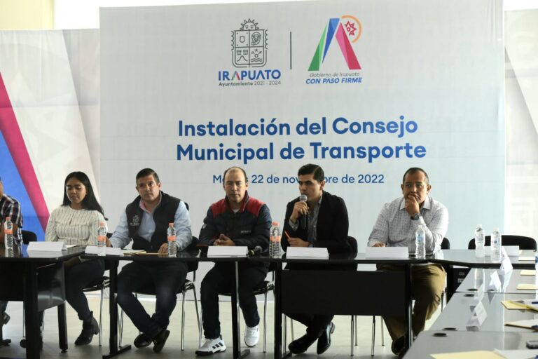 Sesiona Consejo Municipal de Transporte (6)