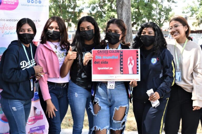 CONMEMORAN EL DÍA MUNDIAL DE LA LUCHA CONTRA EL SIDA (1).jfif