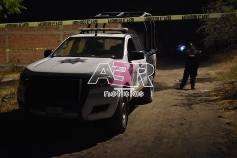 Picsart_22-12-07_23-42-28-693