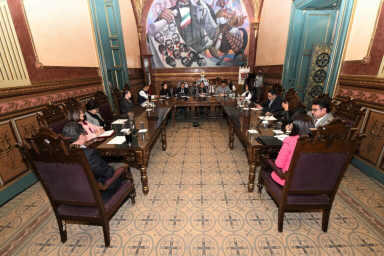 NOMBRAN A TITULAR DEL IMJUVI (1)