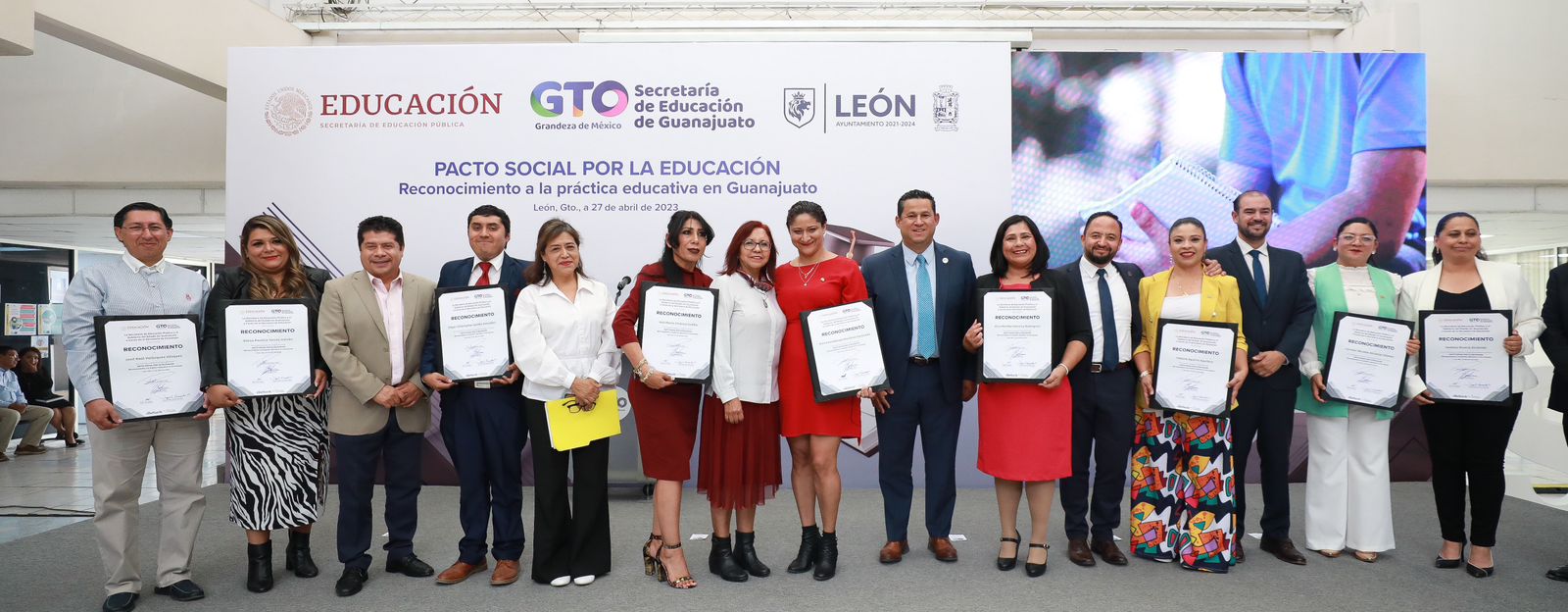 Docentes Pacto Social por la Educación (8)