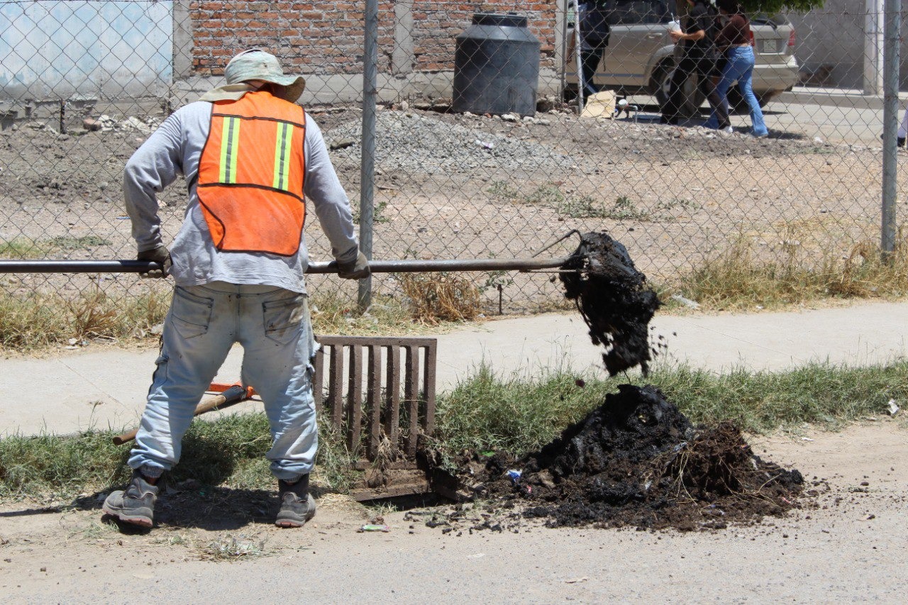 CONCLUYE PROGRAMA DE LIMPIEZA DE ALCANTARILLAS (4)