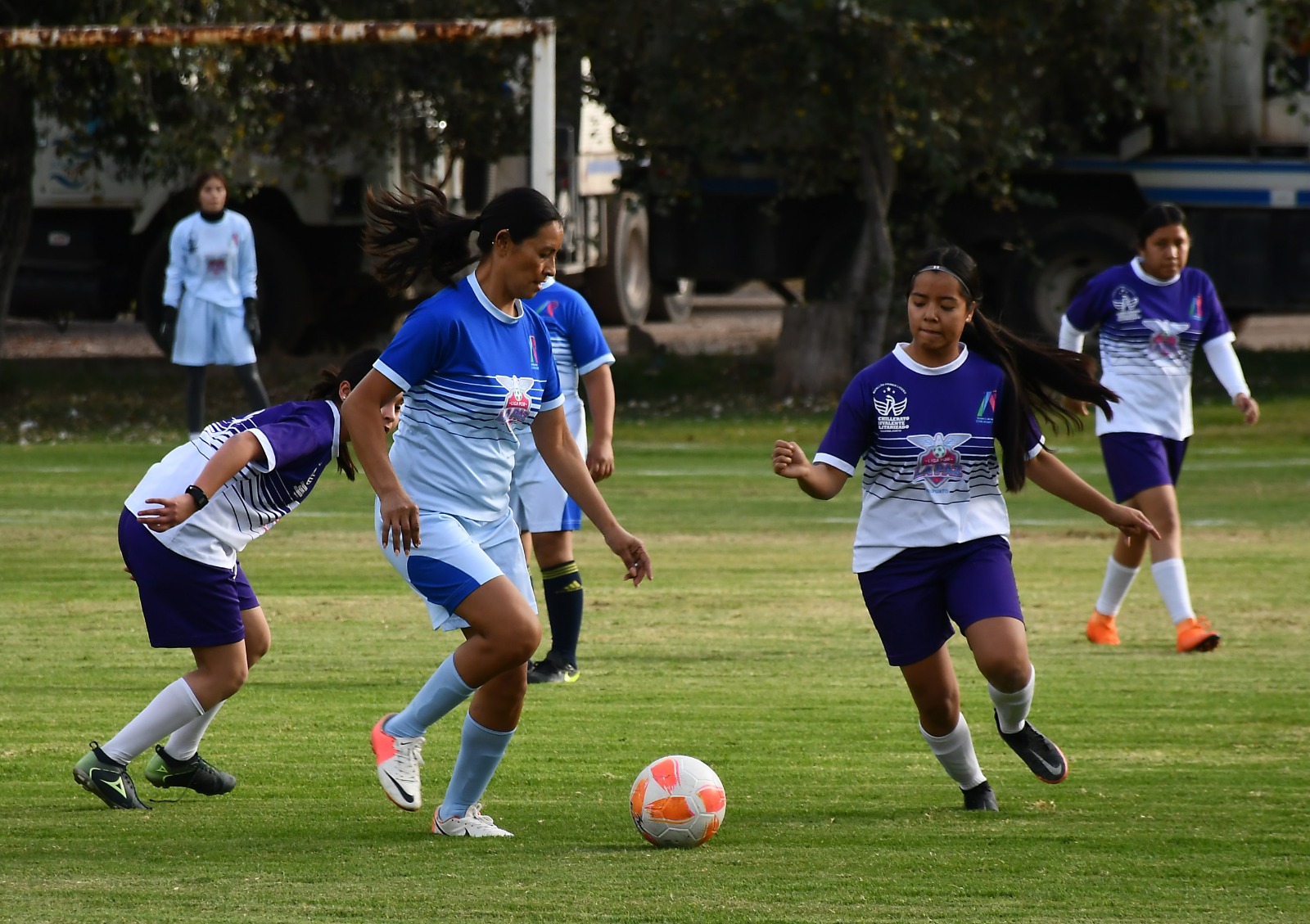 Reanudan Liga por la Paz Femenil (4)