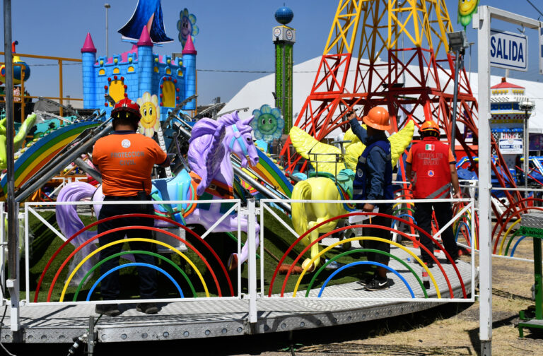 Revisan Instalaciones (2)