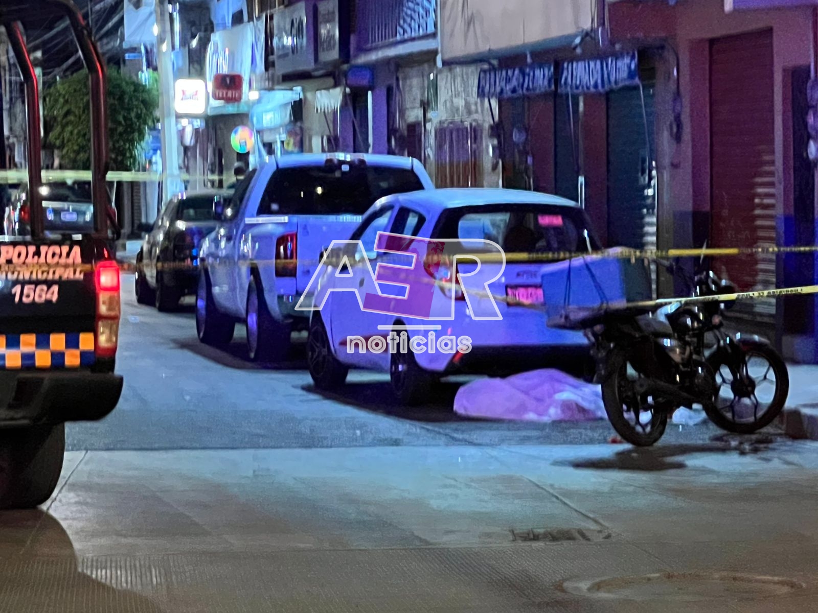 Picsart_24-10-18_22-30-34-296