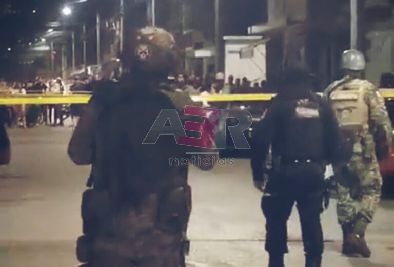 Picsart_24-11-06_23-35-28-298