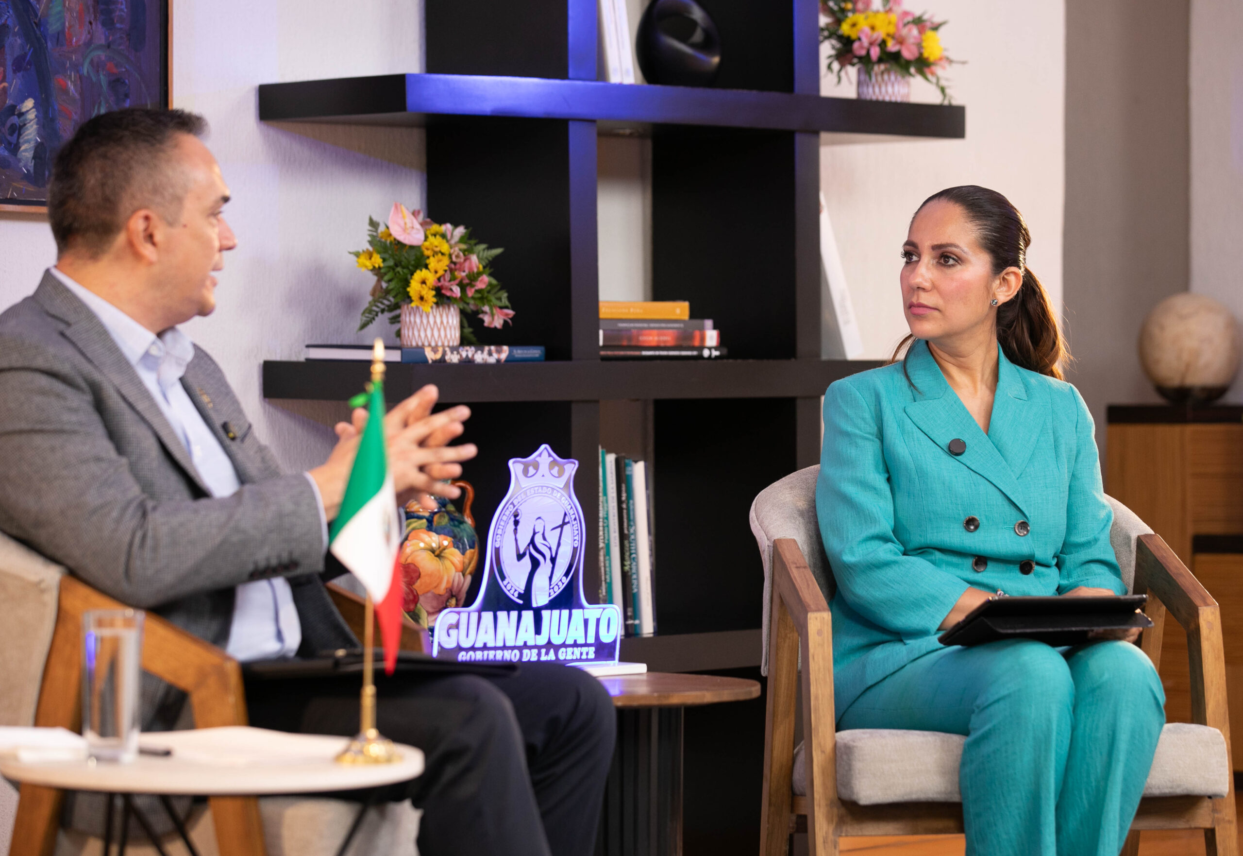 Conectando con la Gente (2) (1)