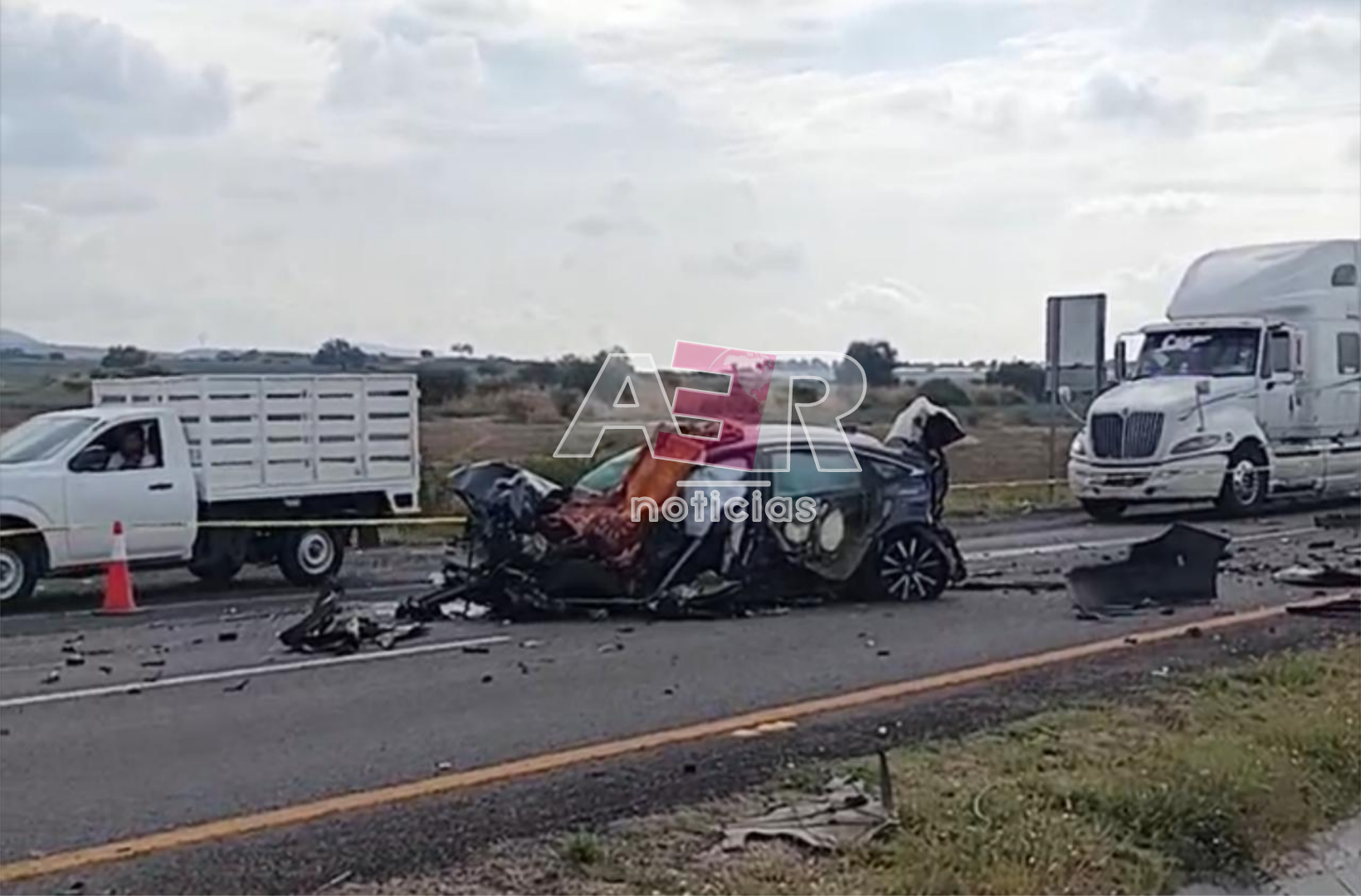 Picsart_25-05-31_12-19-43-793